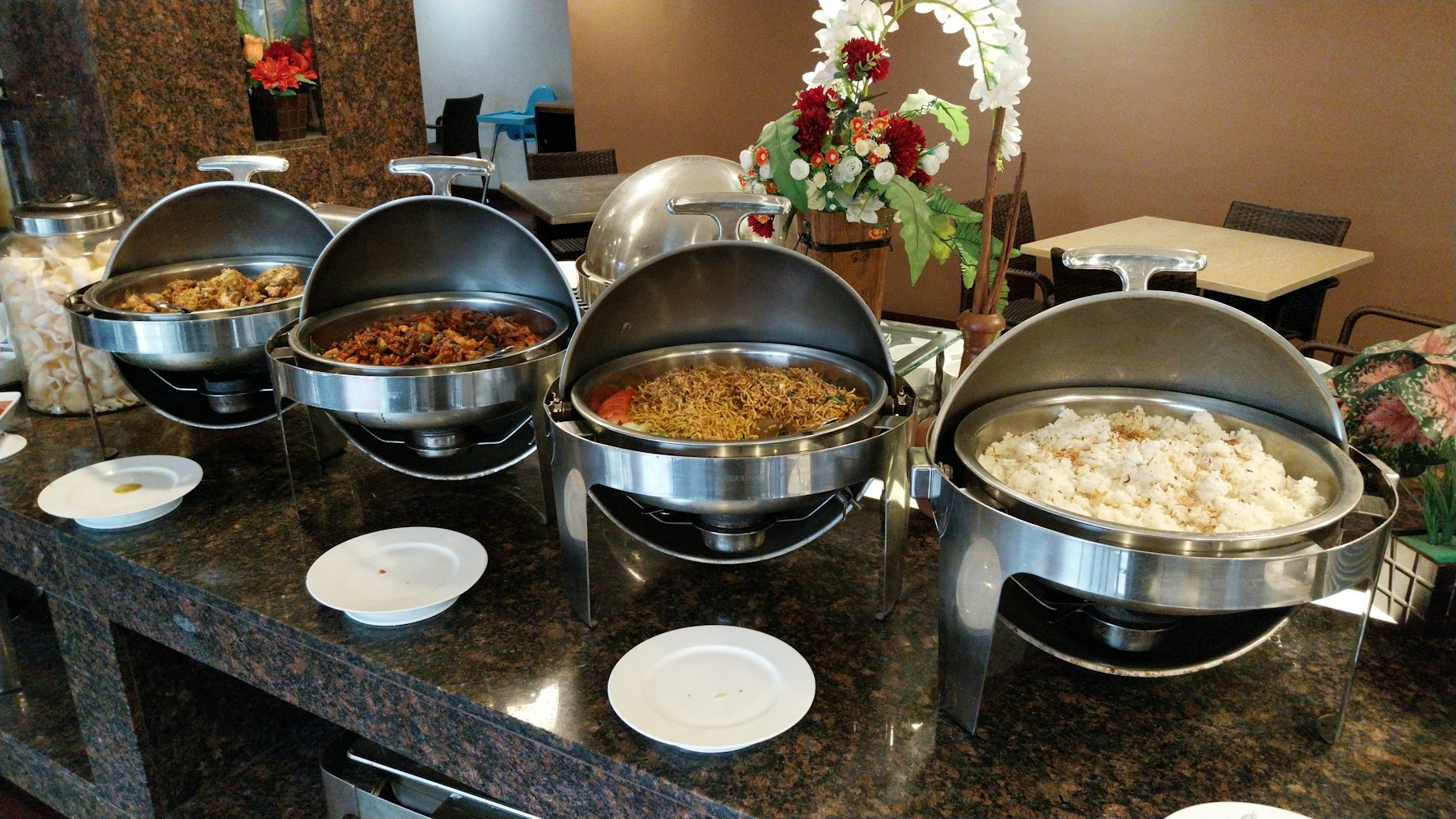 Saray Catering-Buffet Türkisches Catering-Buffet mit warmen Speisen von Saray Krefeld